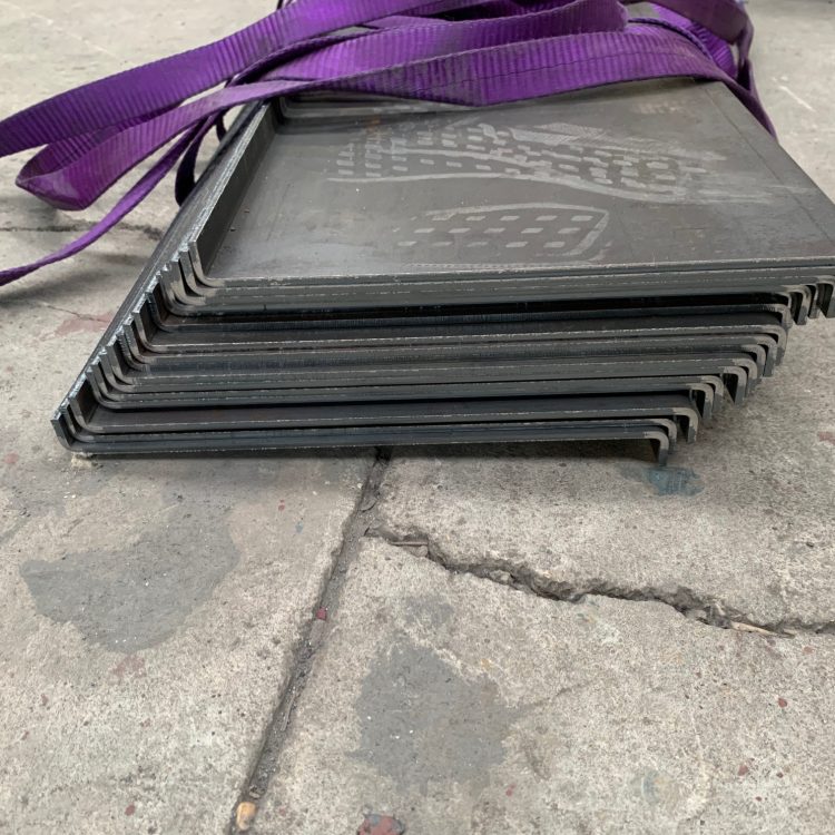 CORTE DE CHAPA PARA ESCALONES